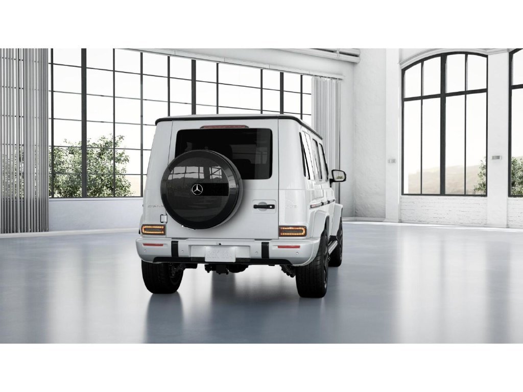 New 2027 MANUFAKTUR Moonlight White Metallic Mercedes-Benz AMG® G 63 SUV image 24