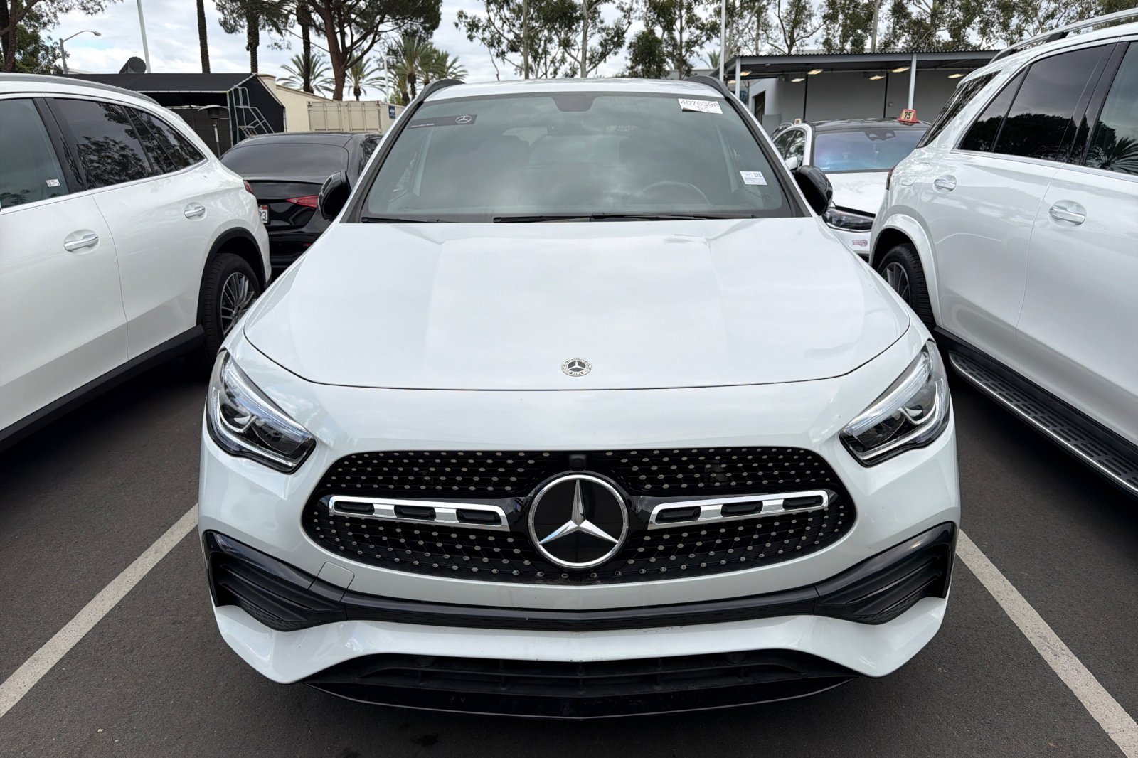 Used 2022 White Mercedes-Benz GLA 250 image 2