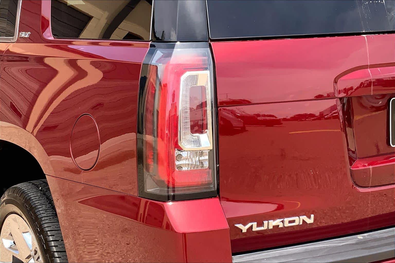 Certified Used 2020 Crimson Red Tintcoat GMC SLT image 29