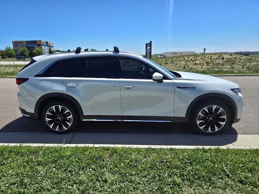 New 2026 Rhodium White Premium Mazda Premium Plus AWD image 6