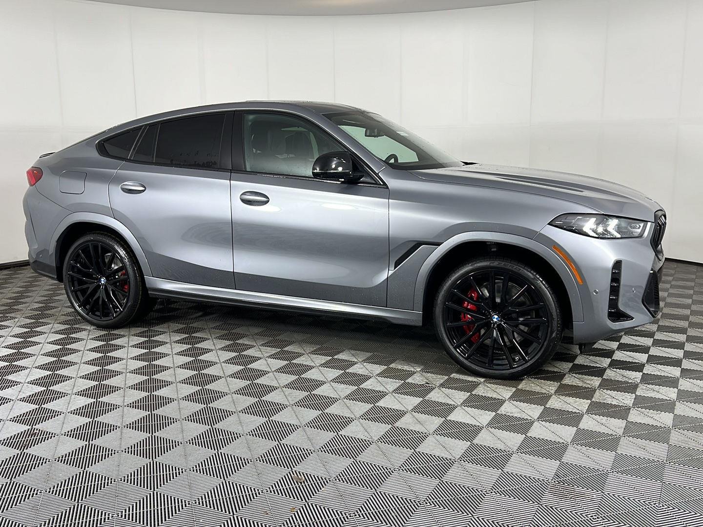 New 2027 Skyscraper Grey Metallic BMW M60i image 15