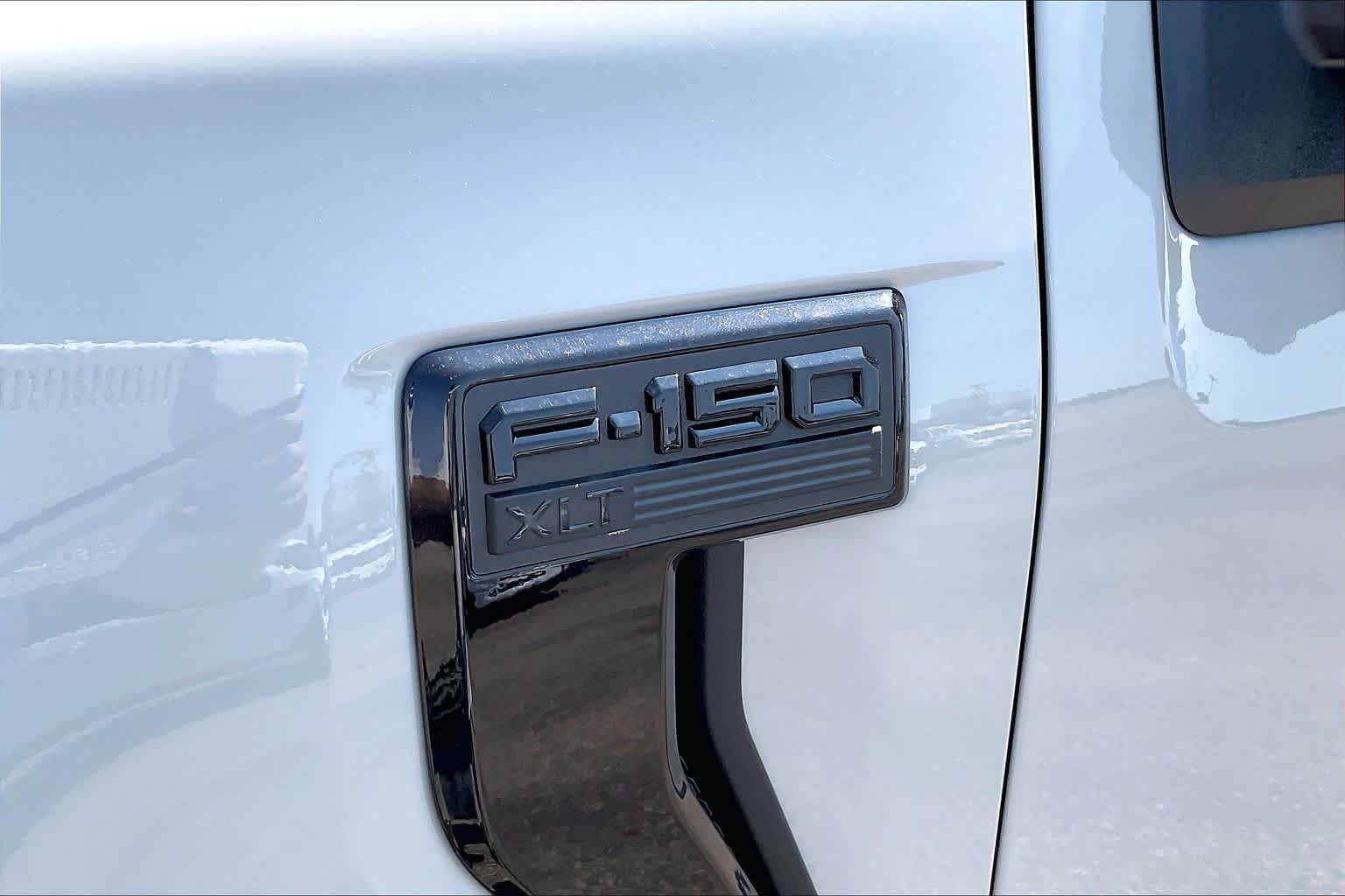 New 2026 Avalanche Ford XLT image 15