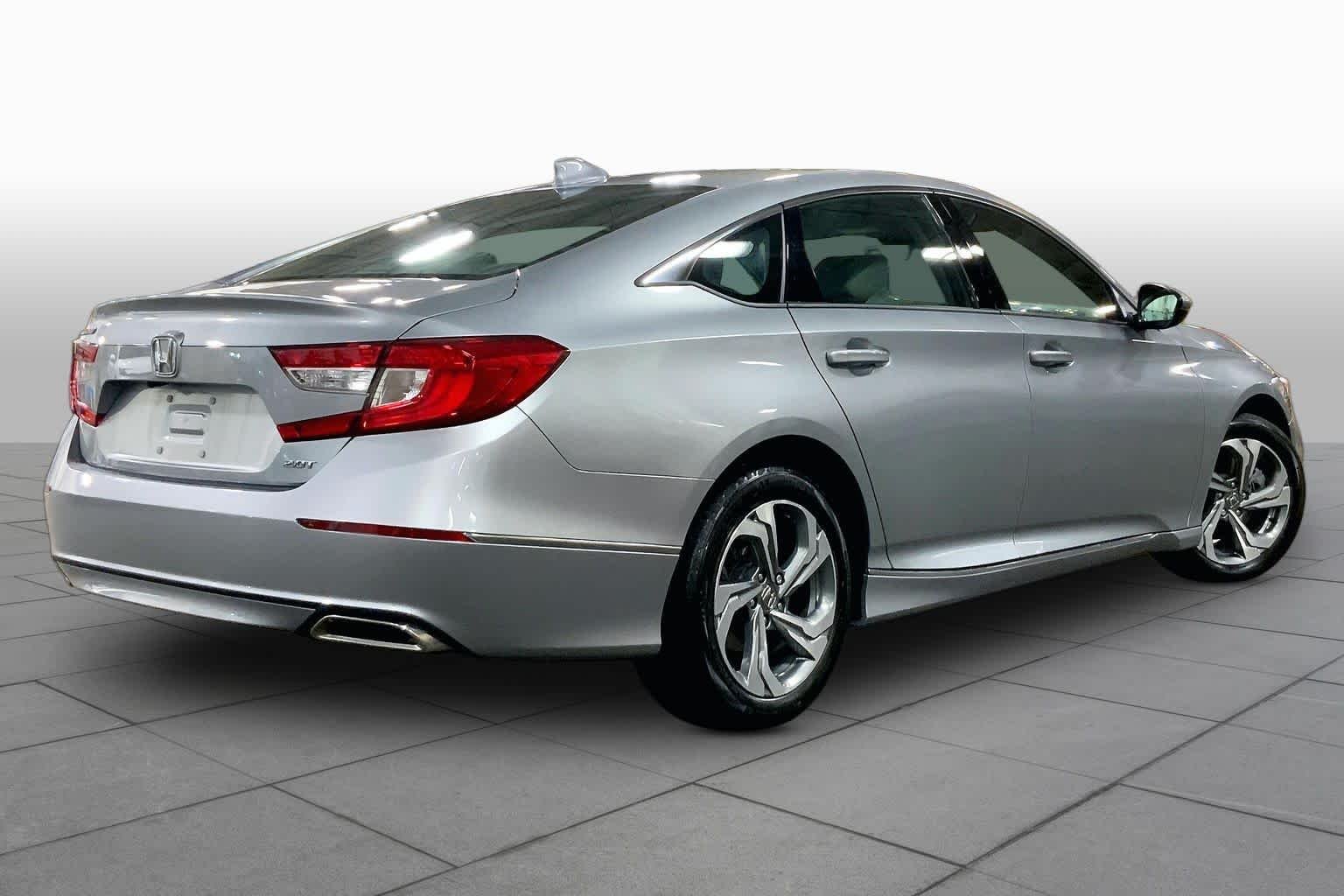 Used 2019 Lunar Silver Metallic Honda EX-L 2.0T image 13