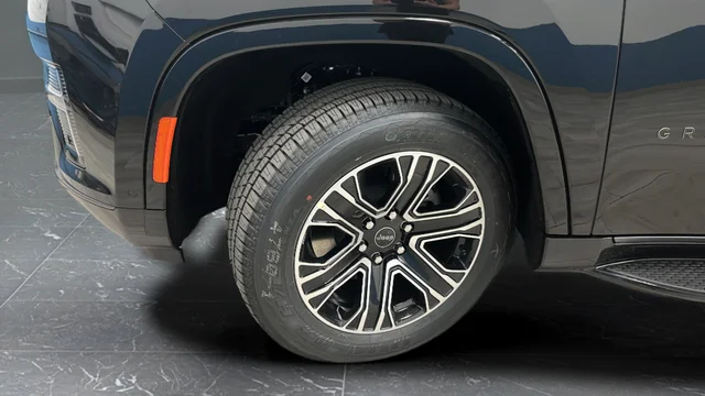 New 2026 High Gloss Black Exterior Paint Jeep  image 40