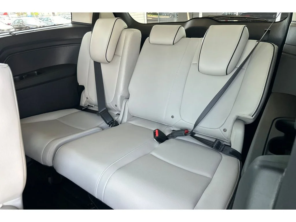 New 2026 Modern Steel Metallic Honda Touring image 17