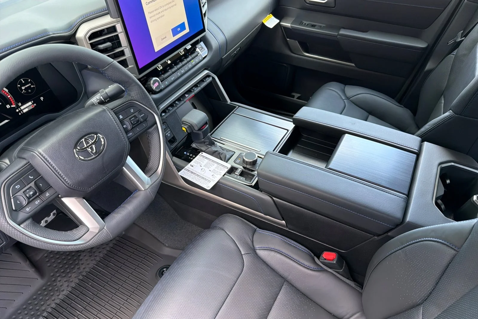 New 2026 Magnetic Gray Metallic Toyota  Platinum image 9