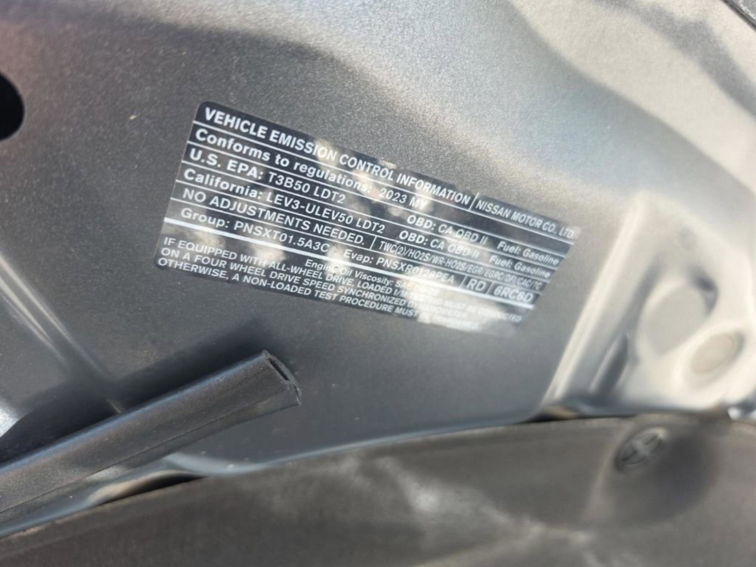 Used 2023 Gry/gray Nissan S image 10