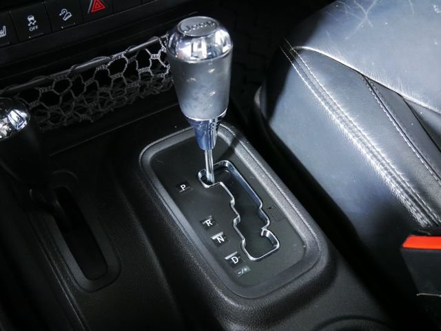Used 2014 Gray Jeep Unlimited Rubicon image 31