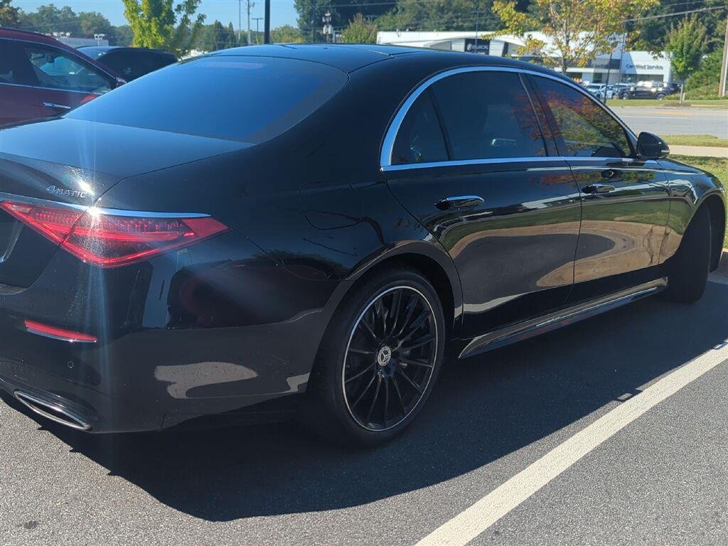 Used 2022 Black Mercedes-Benz S 580 image 4