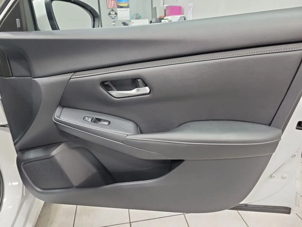 Used 2025 White Nissan SV image 22