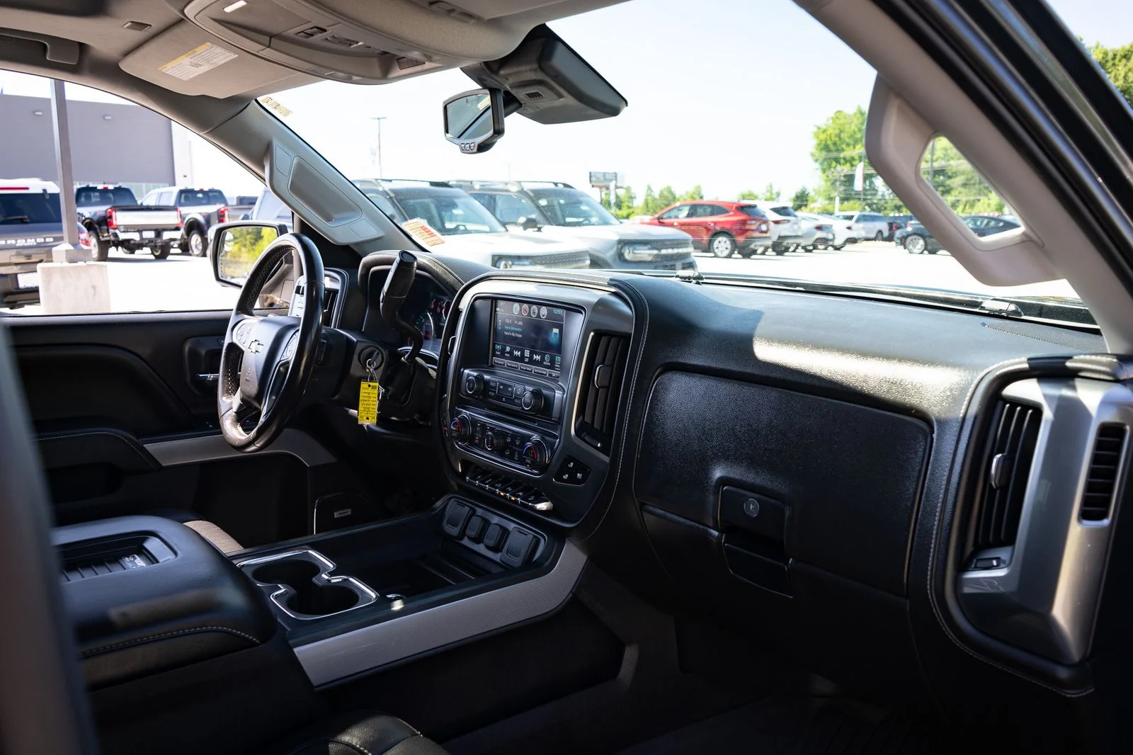 Used 2018 Gray Chevrolet LTZ image 21