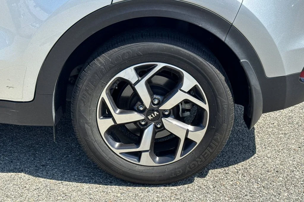 Used 2020 Silver Kia LX image 5