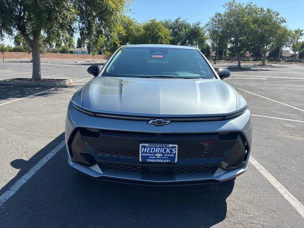 2025 Chevrolet Equinox EV RS - Photo 8