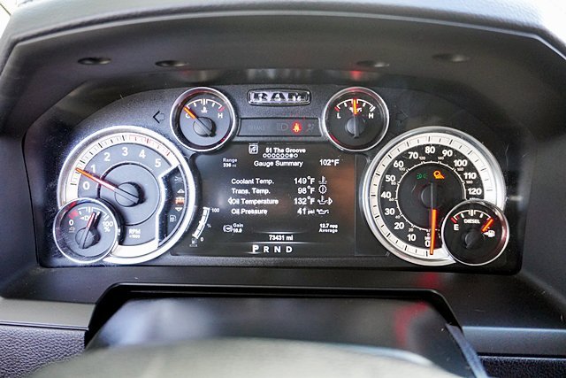 Used 2017 Silver Ram Laramie image 47