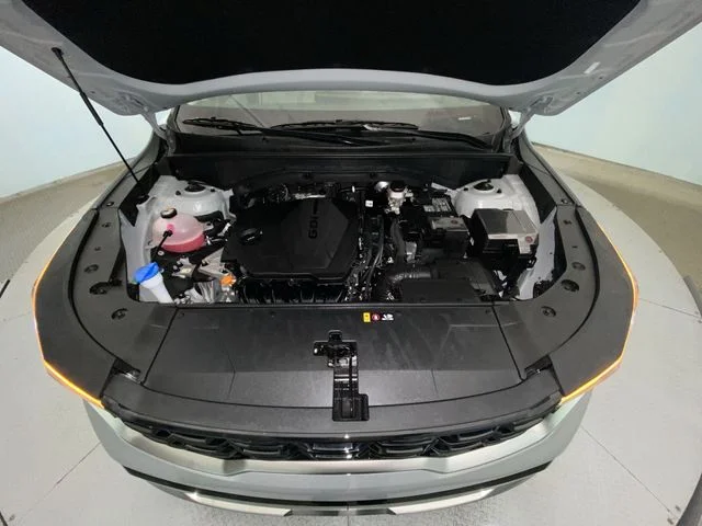 Used 2025 Gray Kia S image 27
