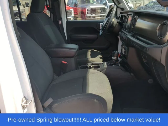 Used 2018 White Jeep Unlimited Sport S image 42