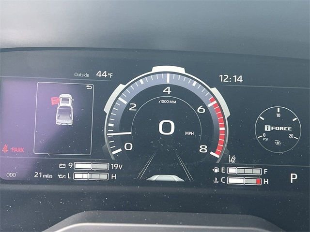 2025 Toyota Tundra Limited - Photo 26