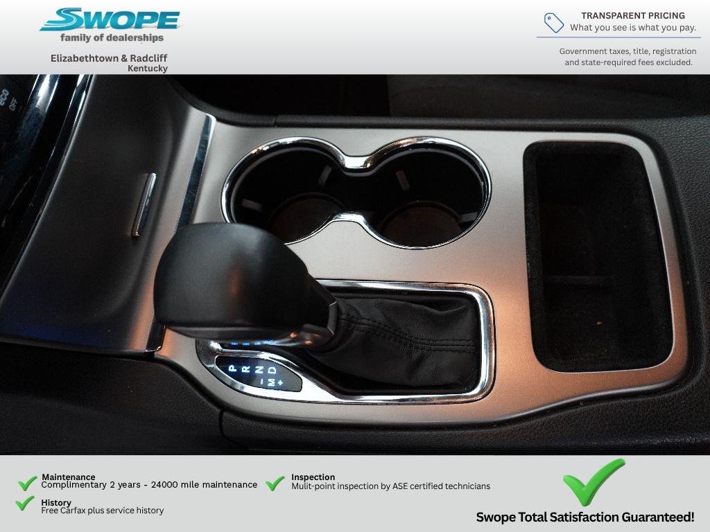 Used 2019 Walnut Brown Metallic Clearcoat Jeep Laredo E image 21
