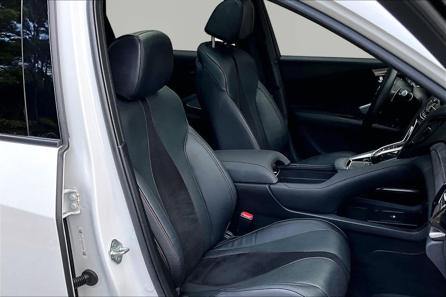 Used 2023 Platinum White Pearl Acura w/A-Spec Package image 9