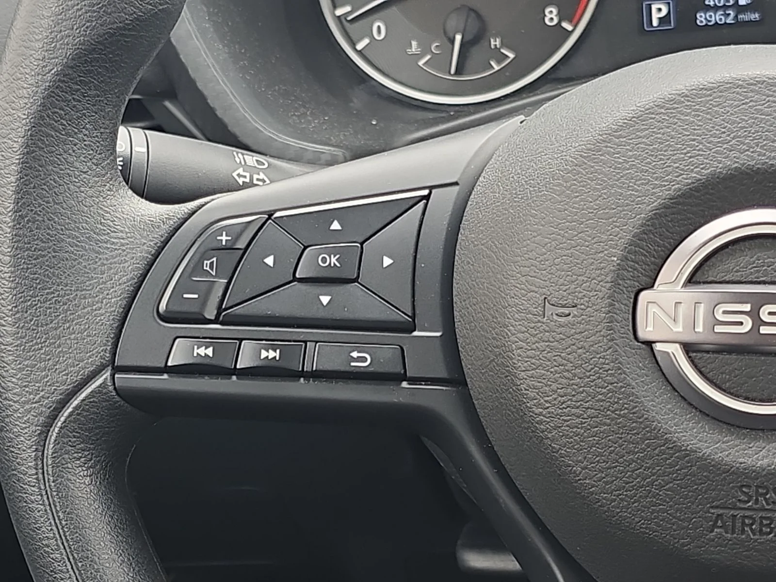 Used 2025 Gray Nissan S image 20