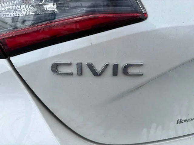Used 2024 Platinum White Pearl Honda Sport image 7