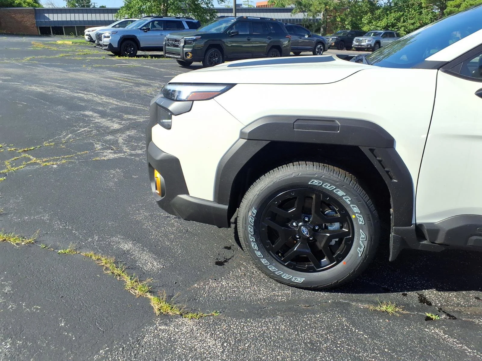 New 2026 CRYSTAL WHITE PEARL Subaru Wilderness image 19