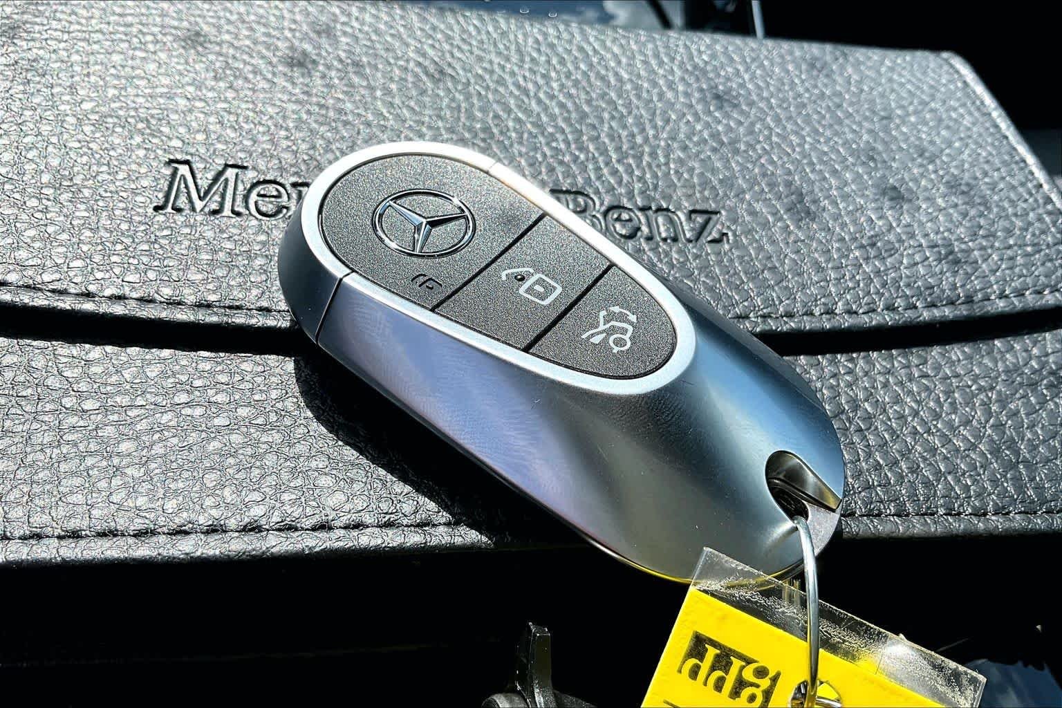 Used 2025 Black Mercedes-Benz C 300 image 15