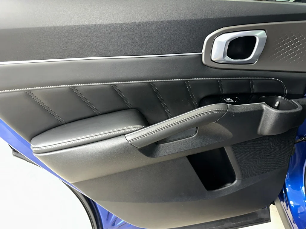 Certified Used 2022 Sapphire Blue Kia SX image 18