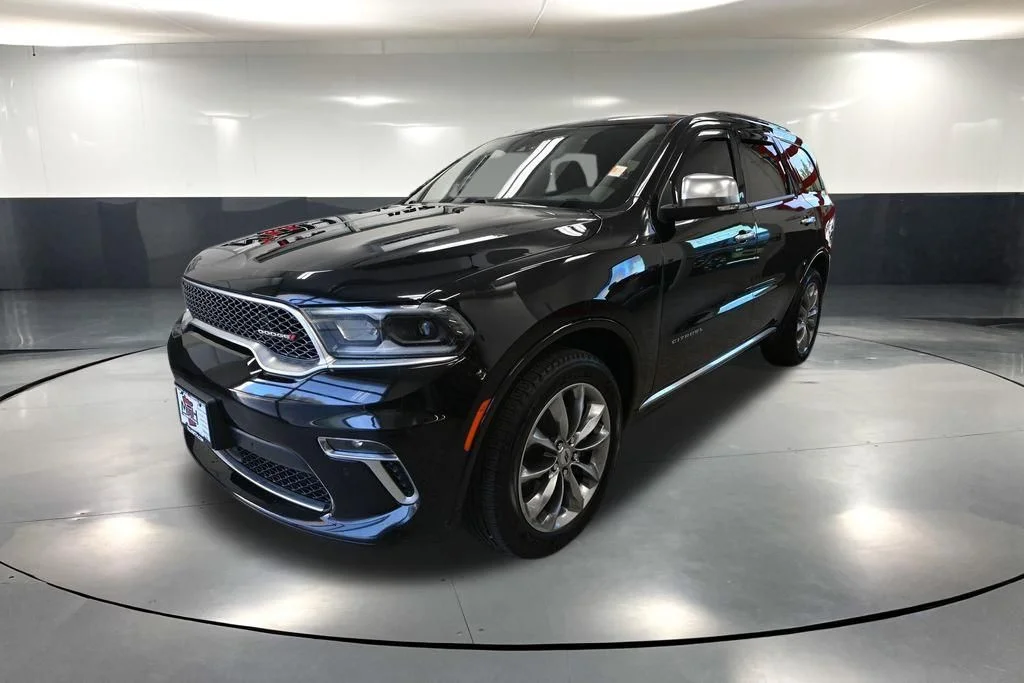 Certified Used 2022 Black Dodge Citadel image 10
