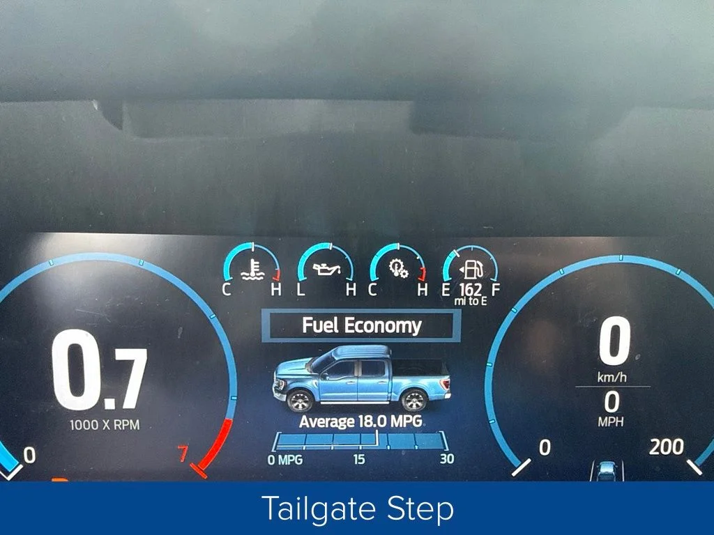 Used 2023 White Metallic Ford Platinum image 11