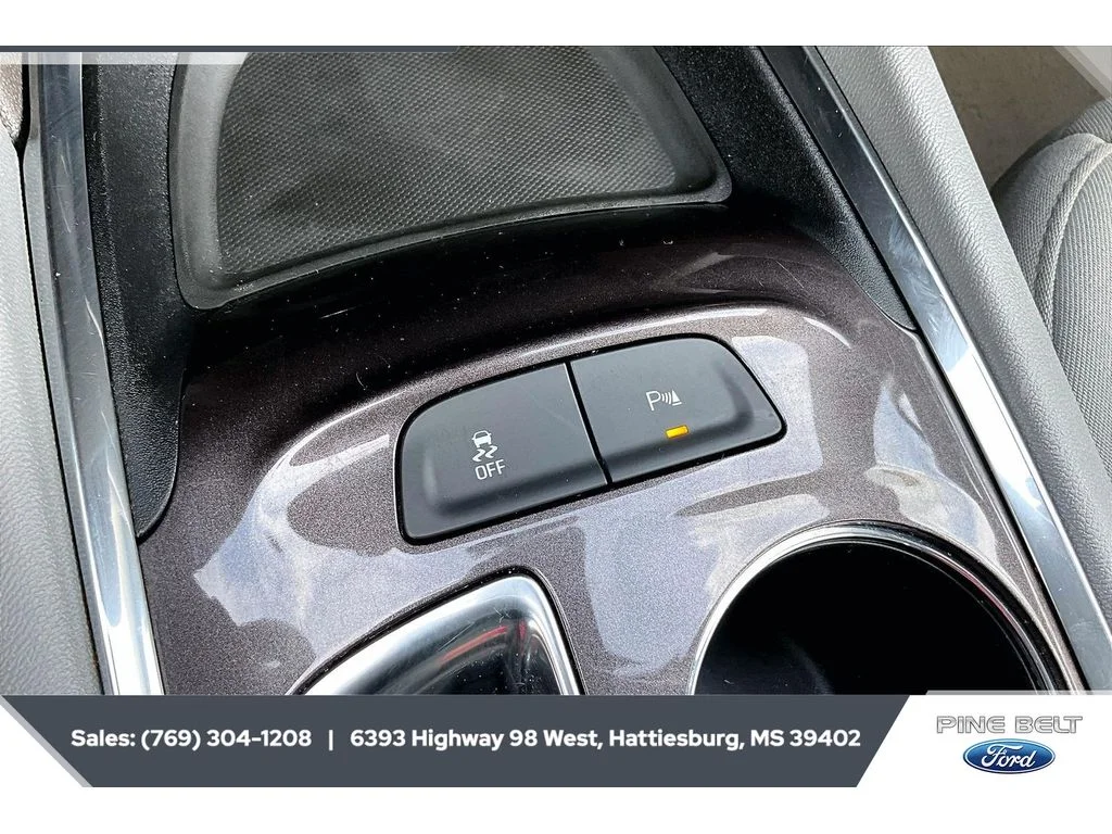 Used 2024 Sterling Gray Metallic Chevrolet LT image 22