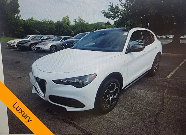 2024 Alfa Romeo Stelvio