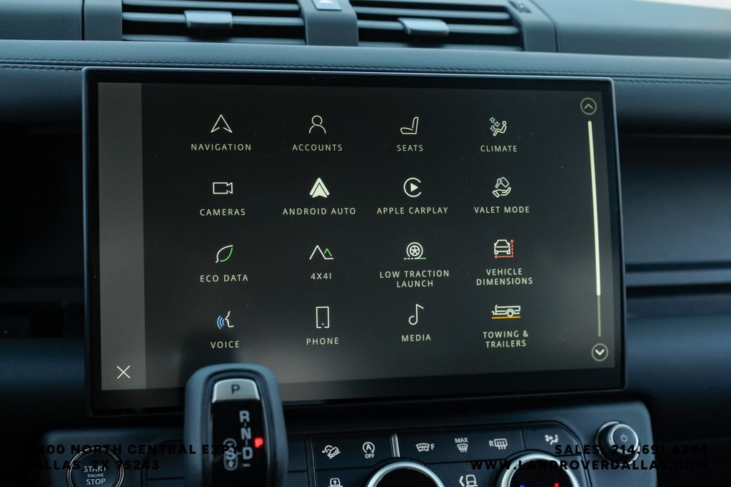 New 2026 Fuji White Land Rover X-Dynamic SE image 28