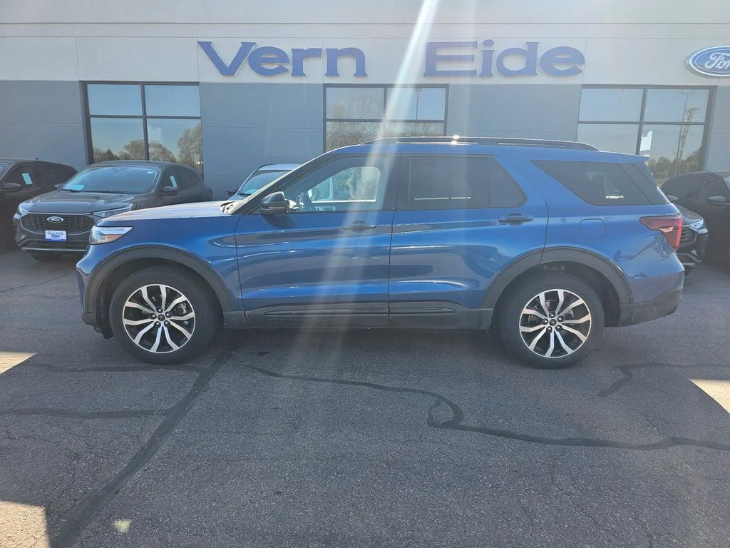 2020 Ford Explorer