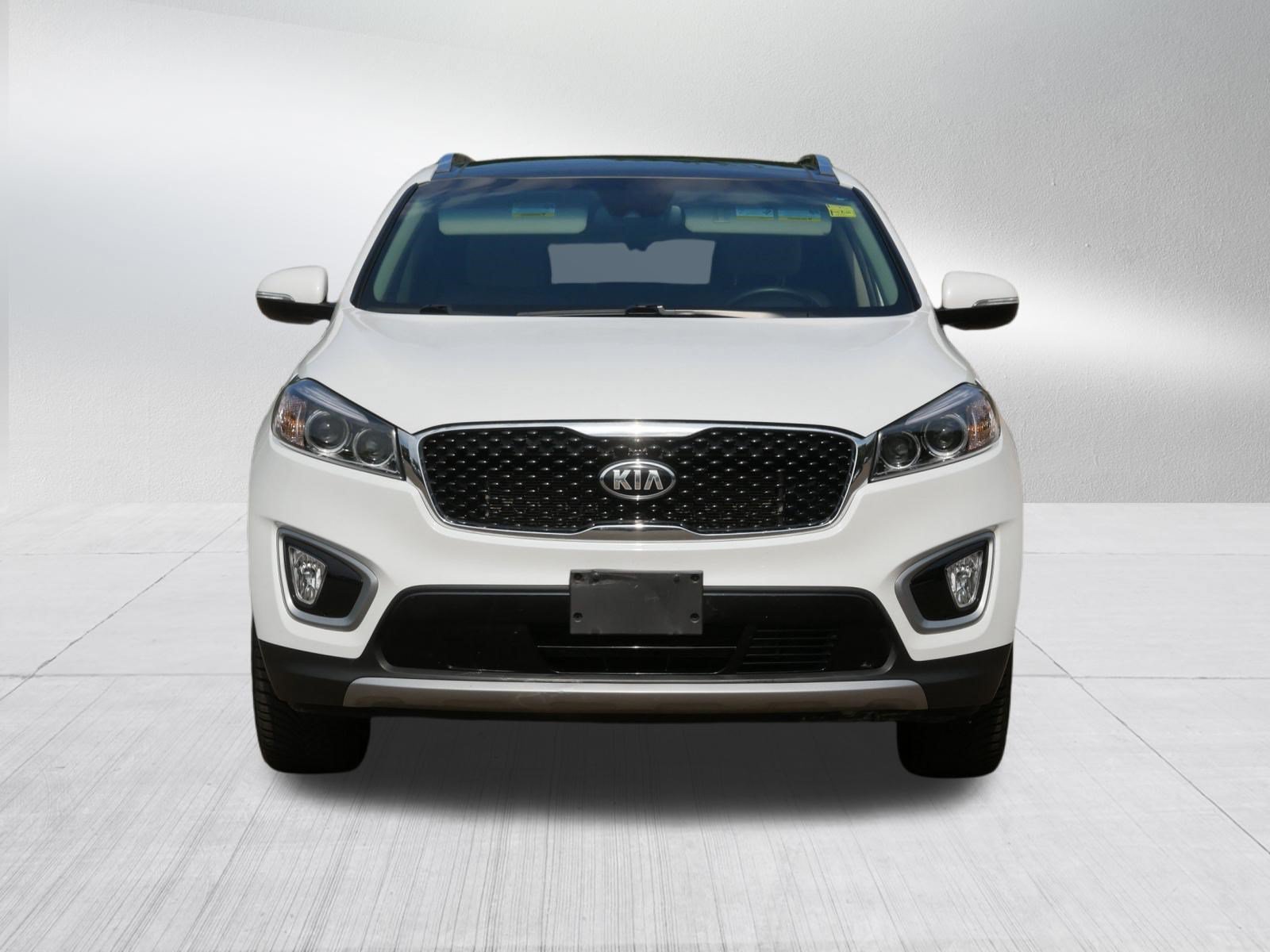 Certified Used 2017 Snow White Pearl Kia EX V6 image 2