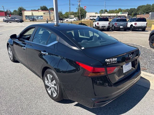 Certified Used 2023 Black Nissan 2.5 S image 6