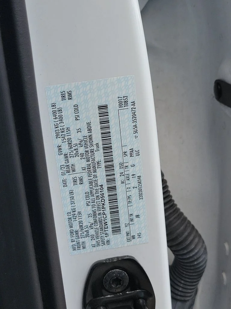 Used 2023 Oxford White Ford XL image 29