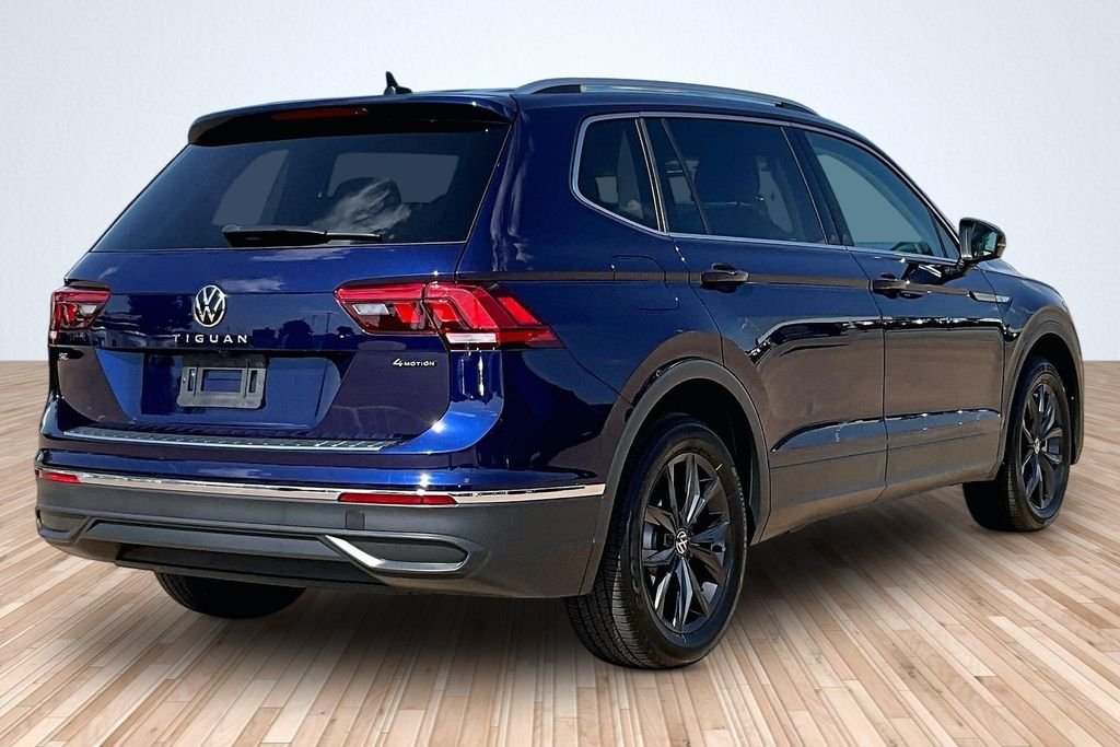Used 2024 Blue Volkswagen 2.0T SE image 2