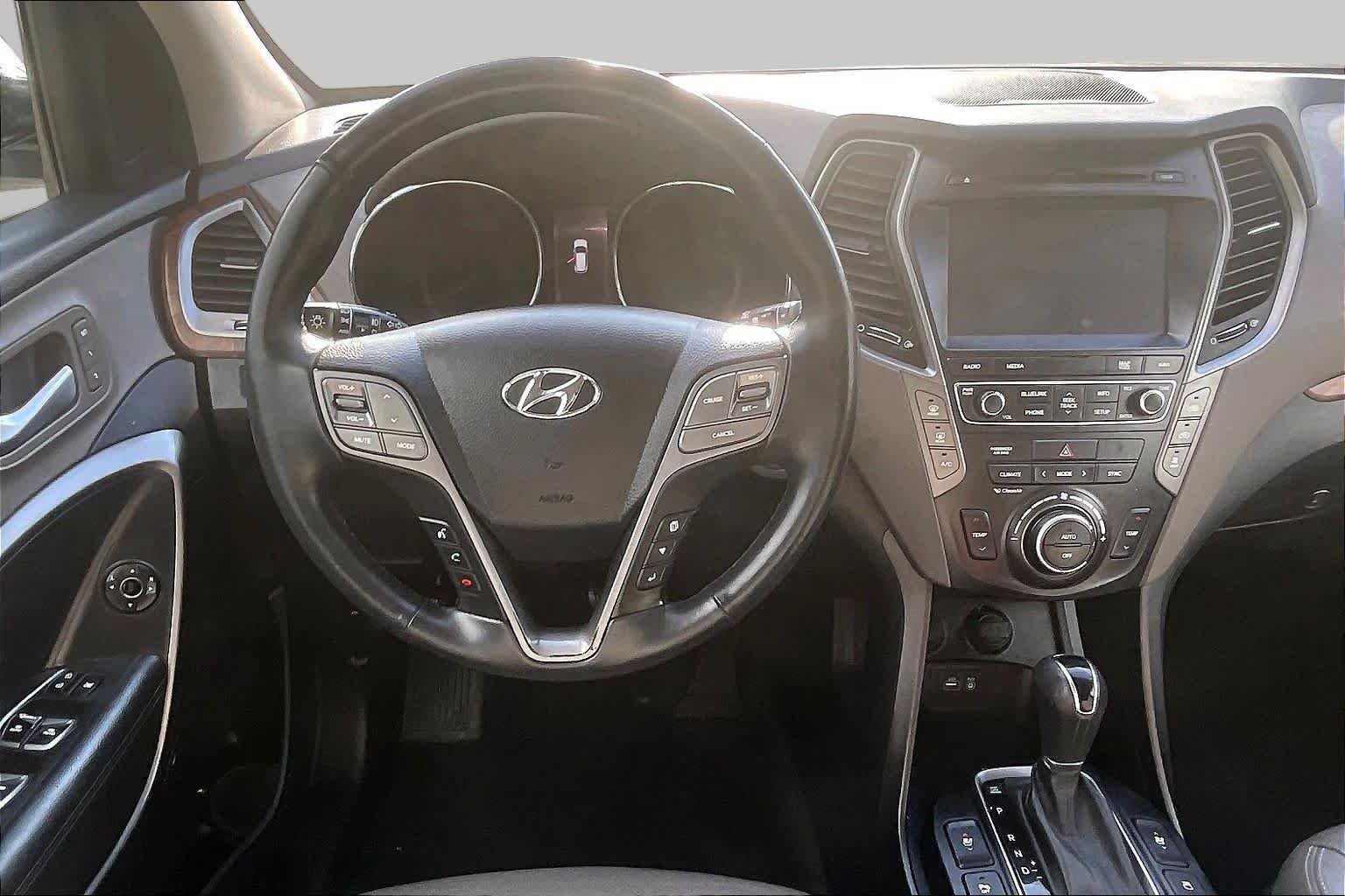 Pre-Owned 2017 Hyundai Santa Fe Limited Ultimate