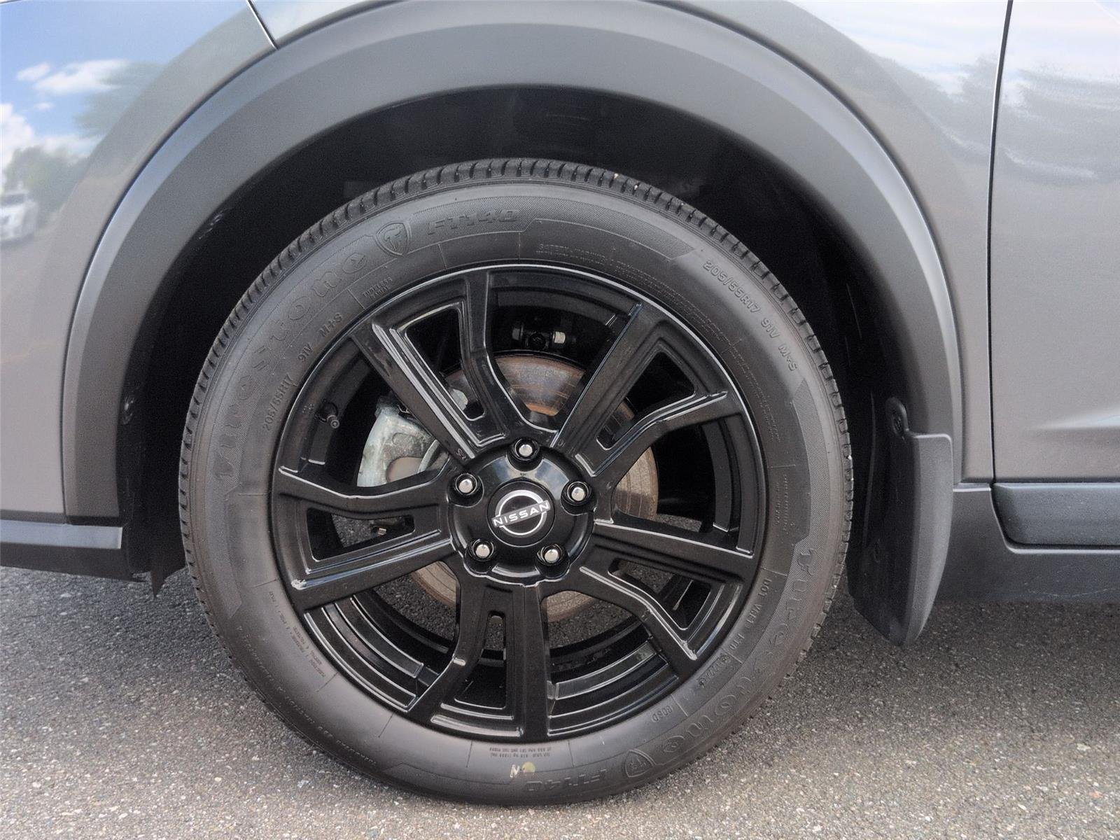 Used 2024 Gun Metallic Nissan SR image 10