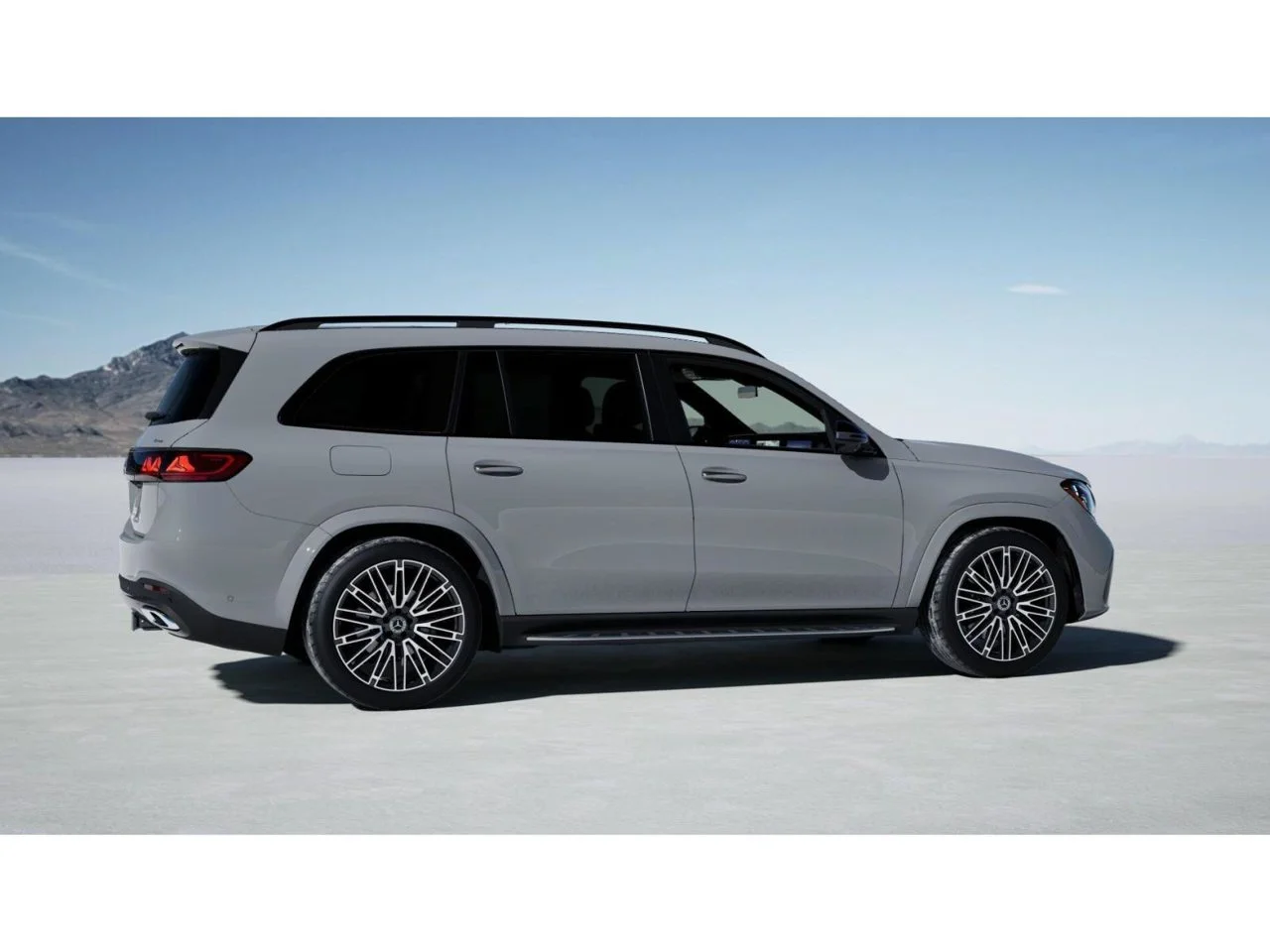 New 2027 MANUFAKTUR Alpine Grey Mercedes-Benz GLS 450 image 18