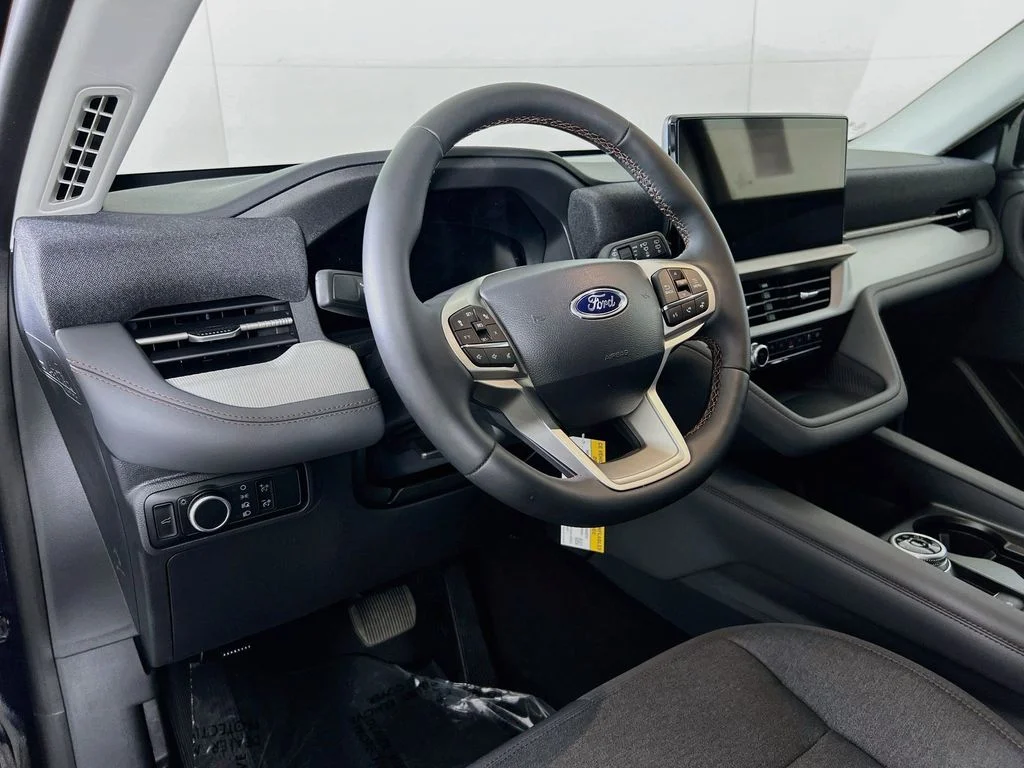 New 2026 Agate Black Metallic Ford Active image 3