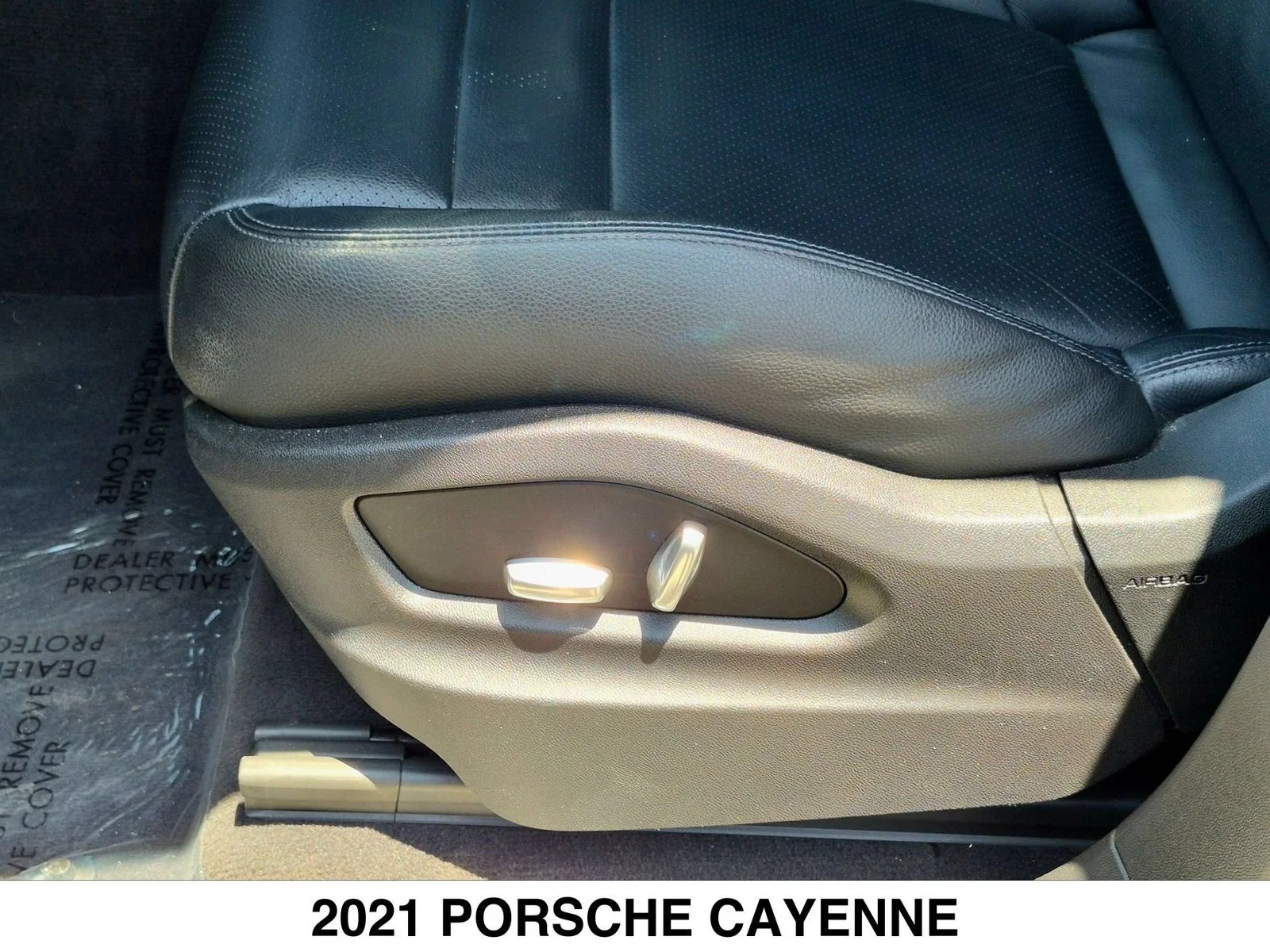 Used 2021 Black Porsche  image 22
