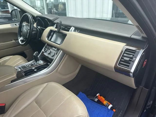 Used 2015 Blue Land Rover 3.0L V6 Supercharged HSE image 19