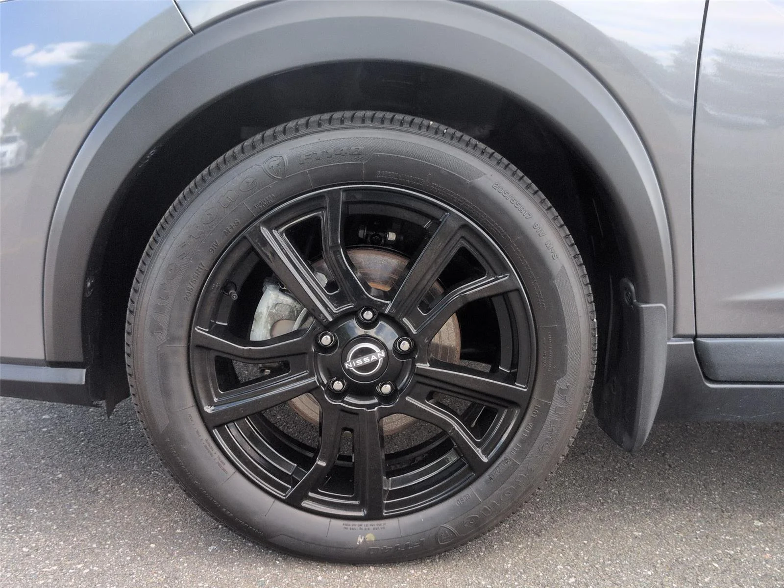 Used 2024 Gun Metallic Nissan SR image 10