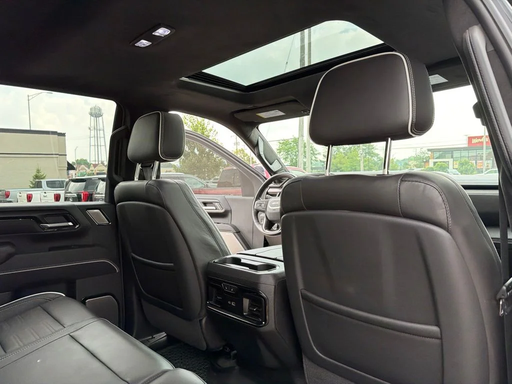 Used 2025 Black GMC AT4X image 23