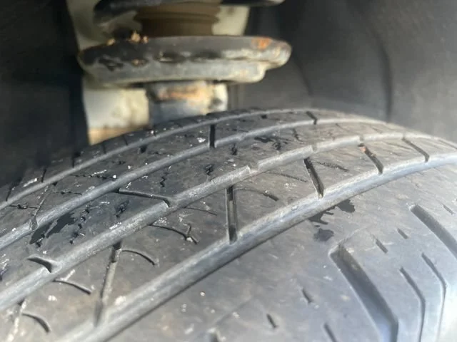 Used 2024 Summit White Chevrolet 2LT image 31