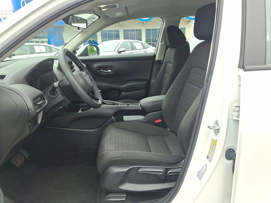 2023 Honda HR-V LX - Photo 14