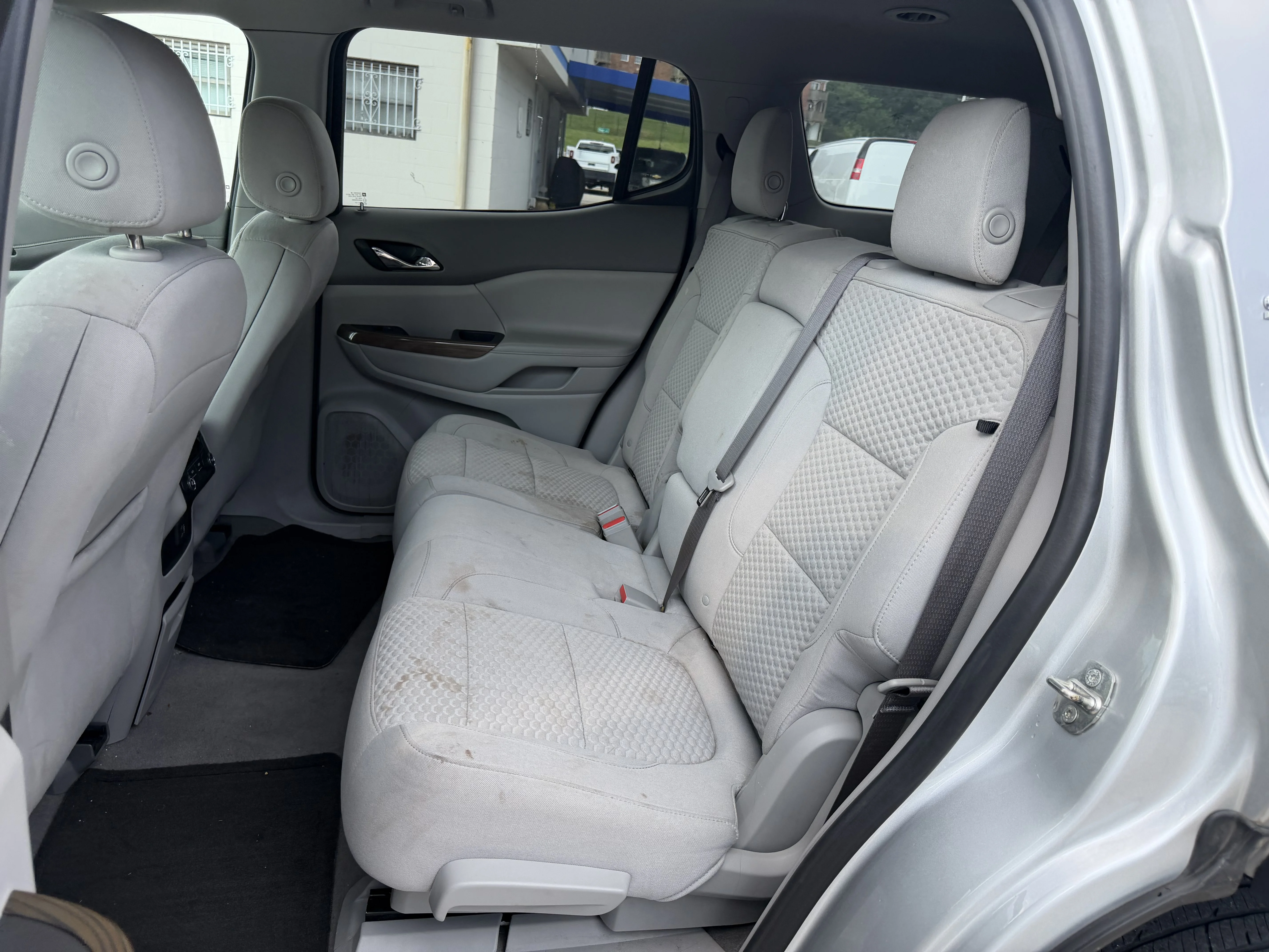 Used 2019 QUICKSILVER METALLIC GMC SLE image 12
