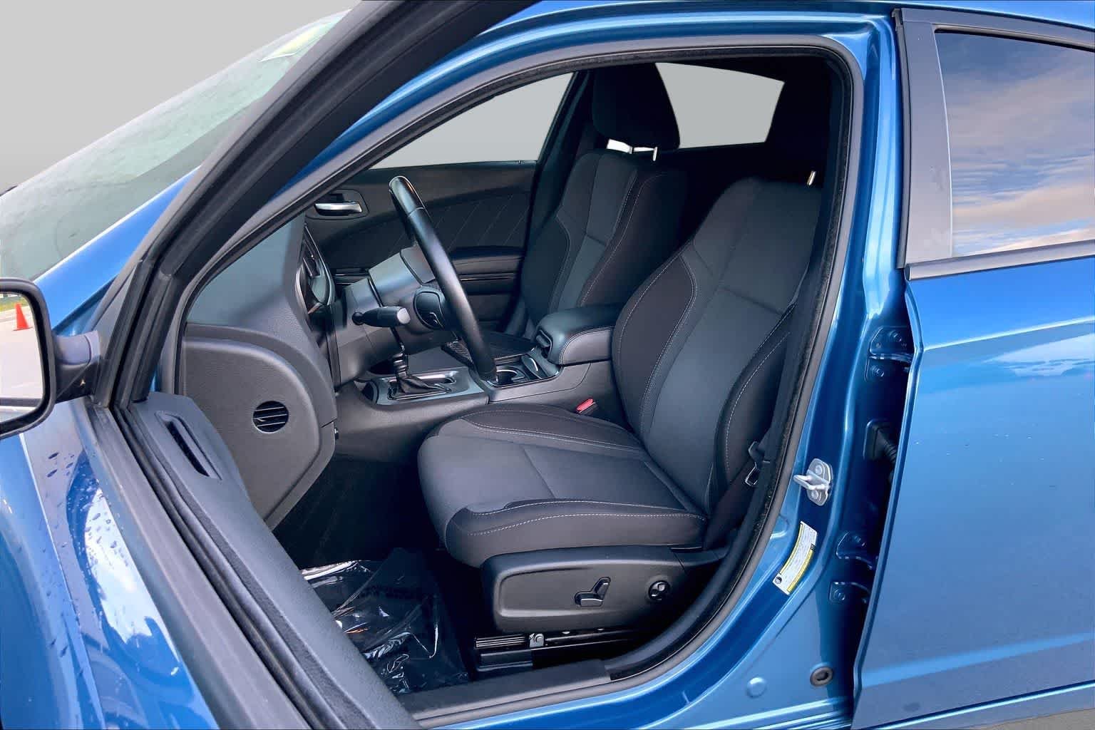 Used 2020 Frostbite Dodge SXT image 8